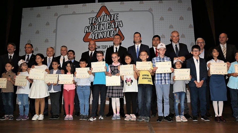 Childrens holding certificate