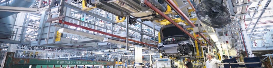 Otomotiv üretim ekipmanları, Shell’in otomotiv üretimi için yağlama çözümlerini göstermektedir