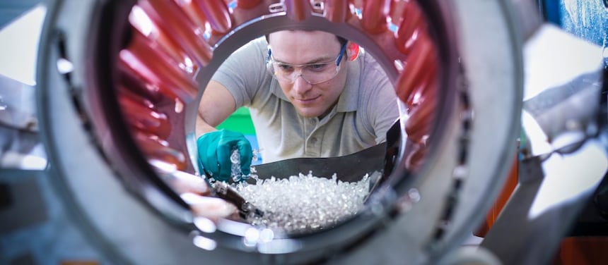 Plastik Enjeksiyon Kalıplama