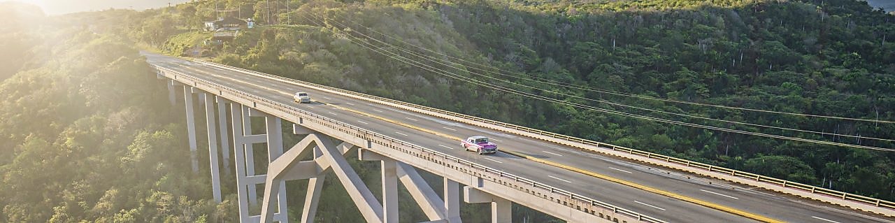 Akaryakıt kartı olarak görülse de euroShell kart, Avrupa’daki  araçlarınızın filo yönetimi  için çözümler sunar.