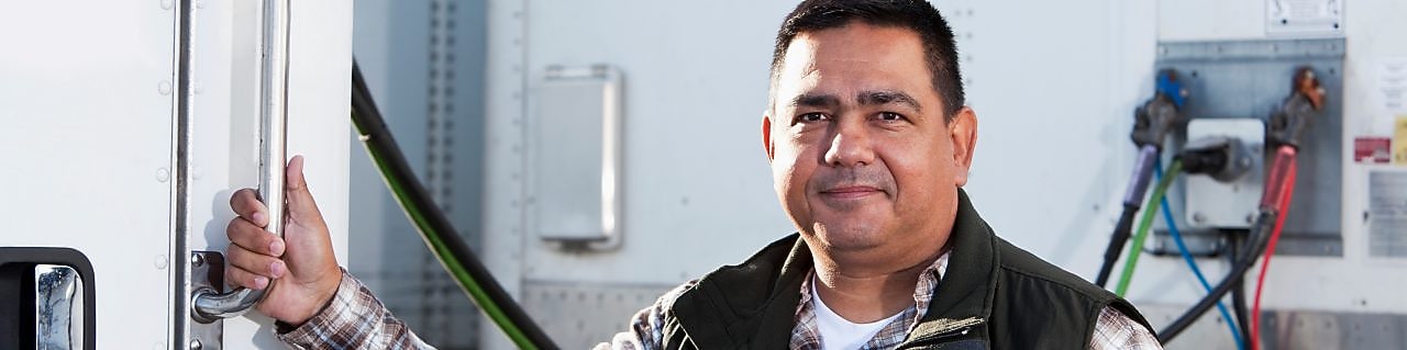 Man holding the handle