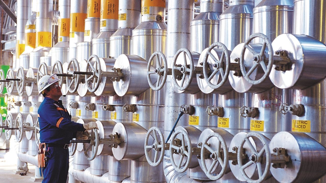 Deer Park, OP-2 etilen fabrikasının Besleme Bağlantısında çalışan mühendis, 2004