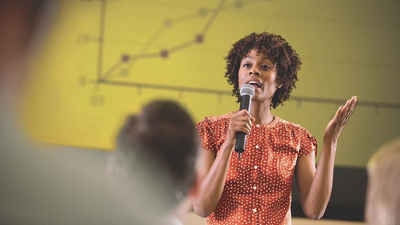 Toplantıya Başkanlık Eden İş Kadını