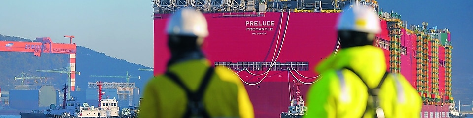 Prelude'un ilk yolculuğu: tesisin muazzam gövdesi ilk defa suya iniyor