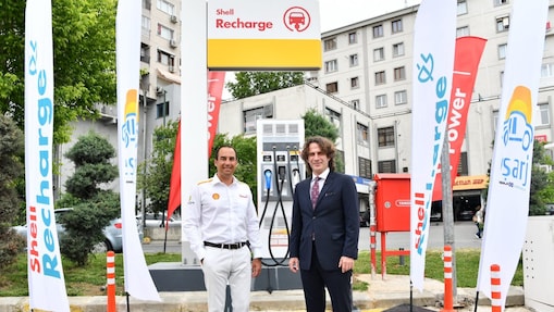 Shell, Türkiye'nin ilk ve en hızlı elektrikli şarj istasyonu ağı Eşarj ile iş birliğini imza attı.