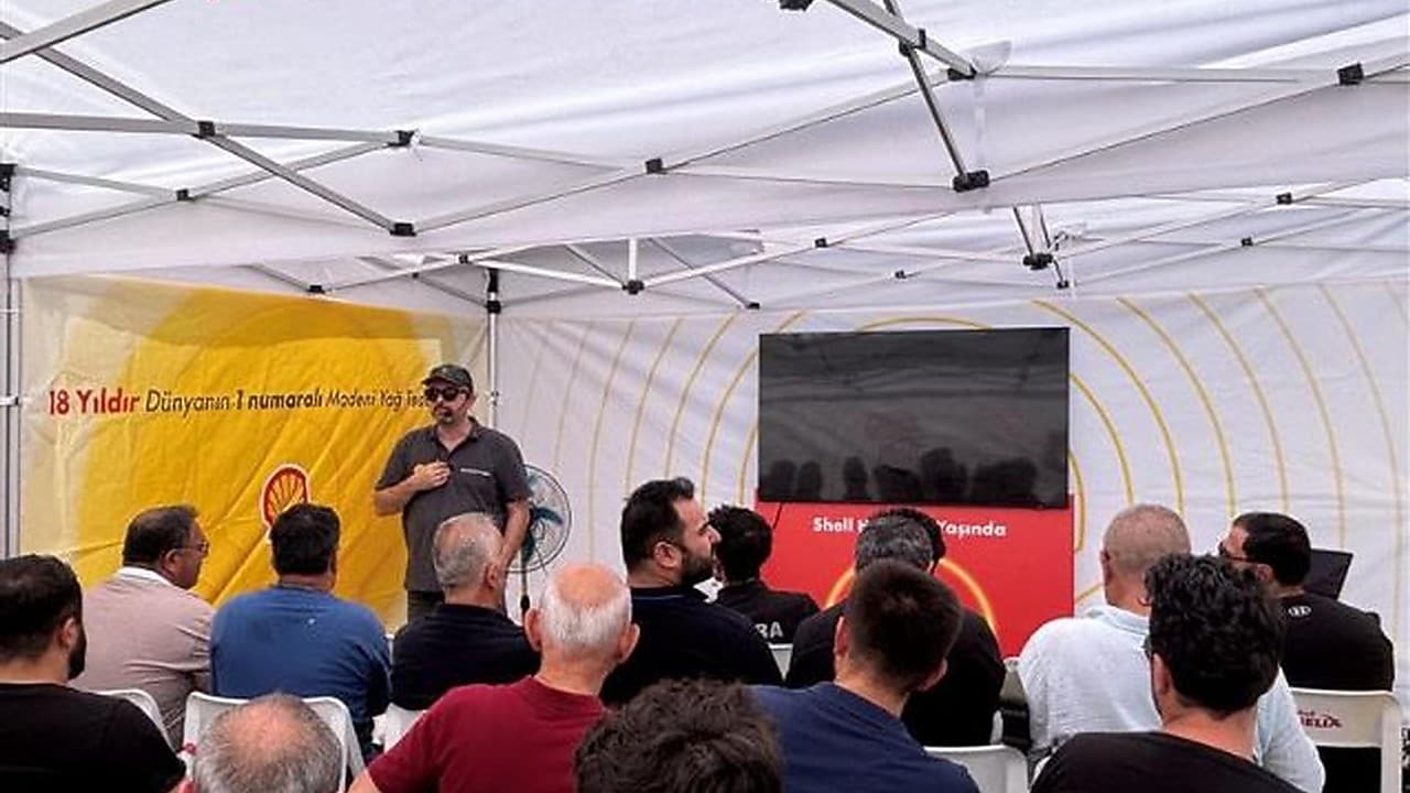 Helix Roadshow event