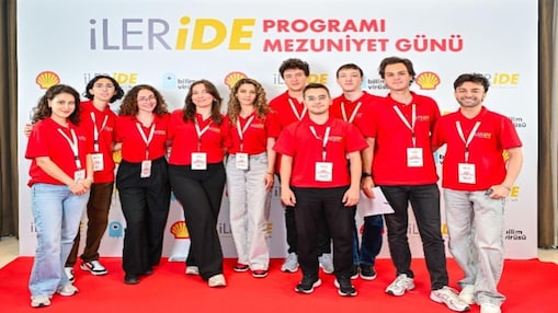 Group photo with colleagues
