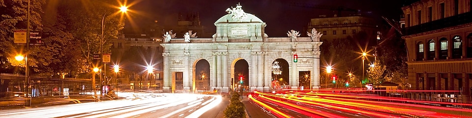 Gece Puerta de Alcala.