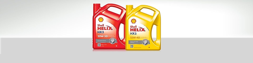 İki şişe Shell Helix Madeni Motor Yağı
