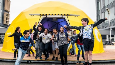 Donglian yerleşim köyündeki kreş