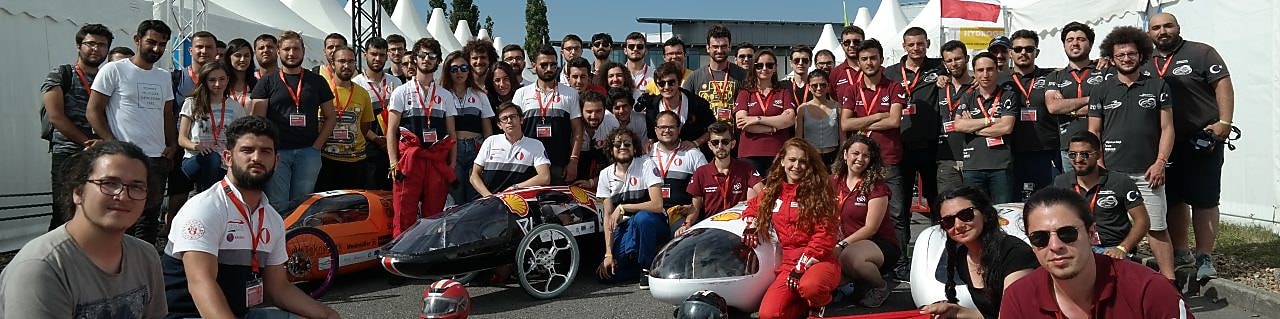 Shell Eco-marathon yarışlarına katılan öğrenciler.