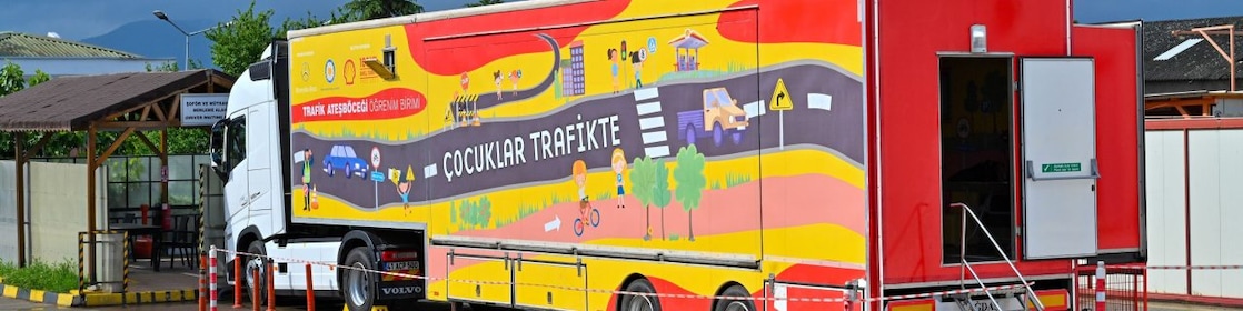 Cocuklar Trafikte