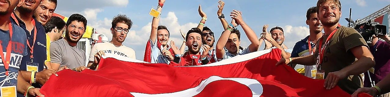 Uludağ Üniversitesi Makine Topluluğu Shell Eco marathon Avrupa 2018’de Şehir konseptli hidrojen ile çalışan araç kategorisinde birincilik kazandı.